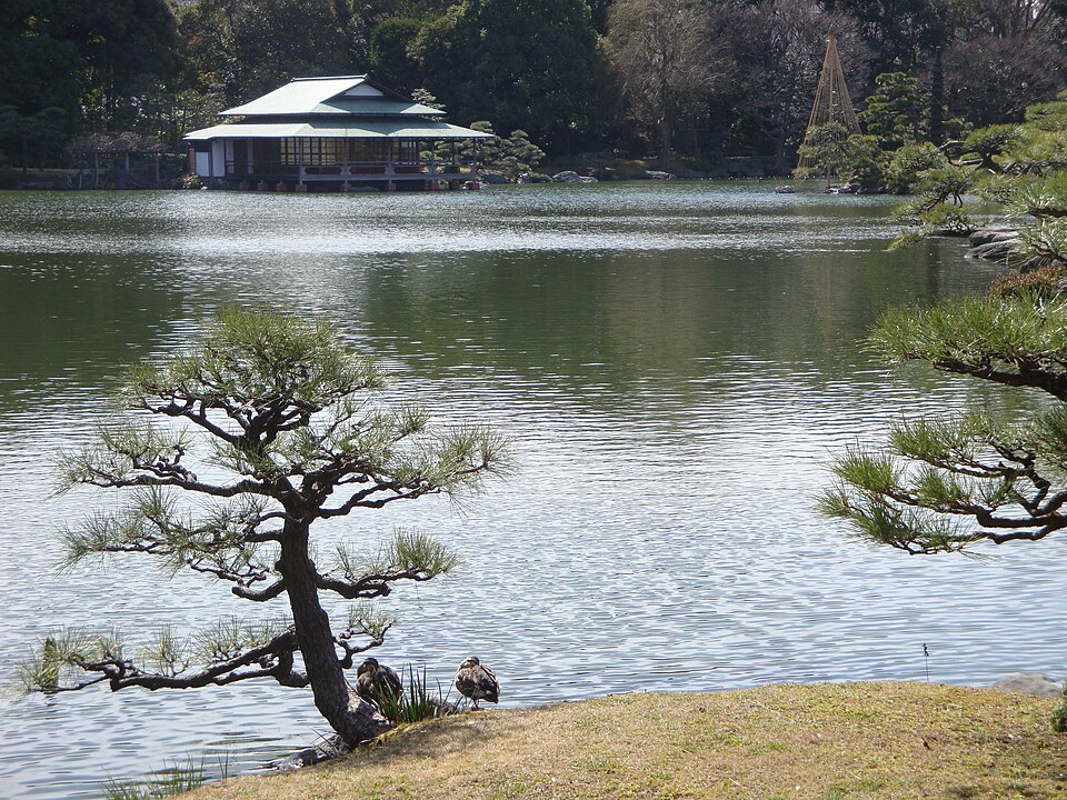 出発:清澄庭園